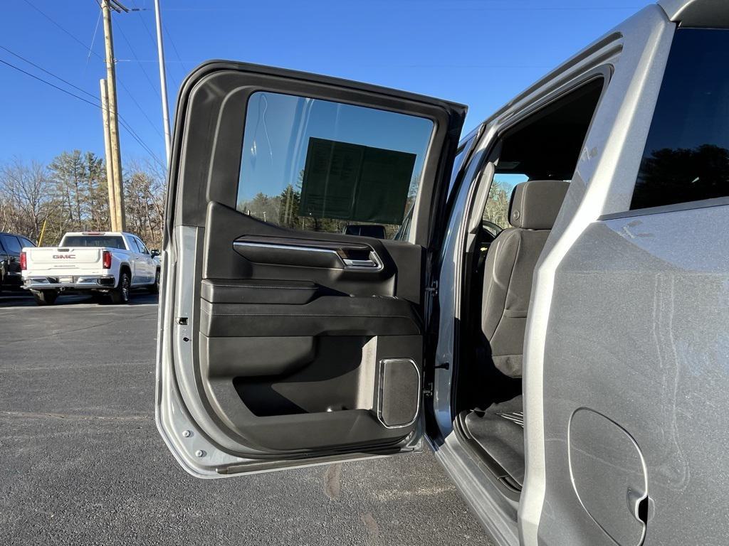 used 2024 Chevrolet Silverado 1500 car, priced at $38,376