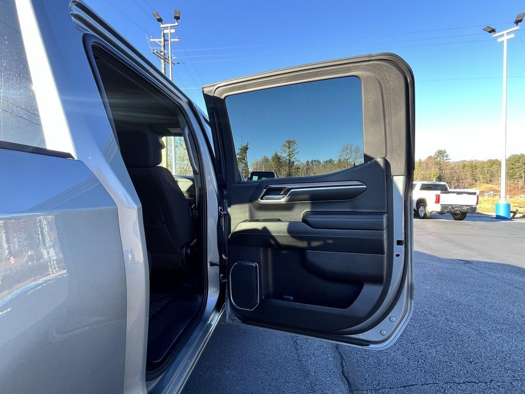 used 2024 Chevrolet Silverado 1500 car, priced at $38,376