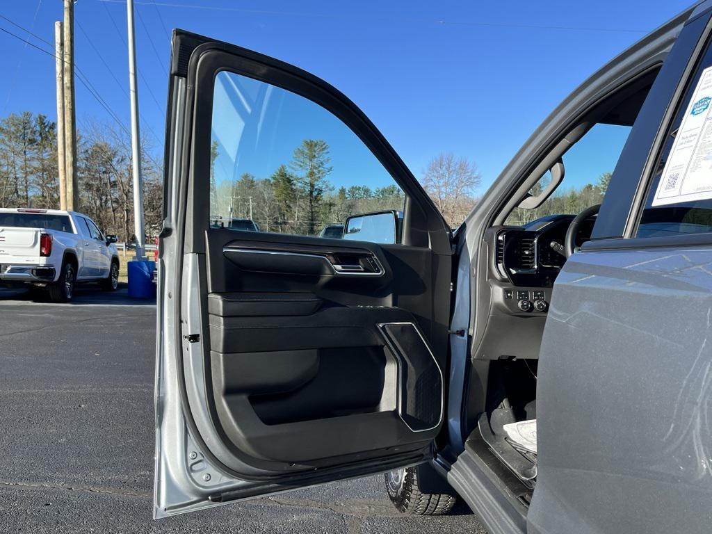 used 2024 Chevrolet Silverado 1500 car, priced at $38,376