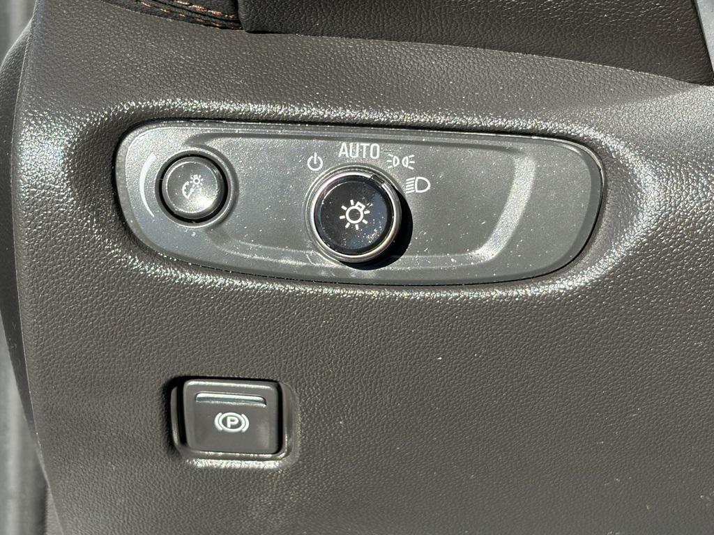 used 2021 Chevrolet Blazer car, priced at $26,950