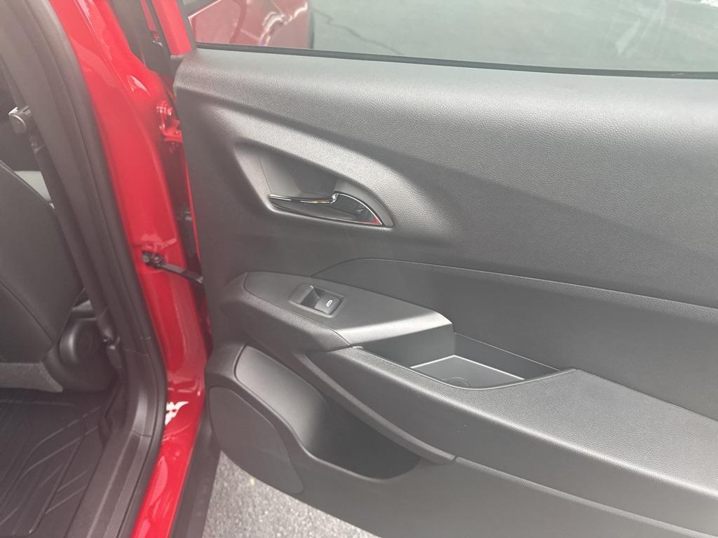 new 2026 Chevrolet Trax car, priced at $28,495