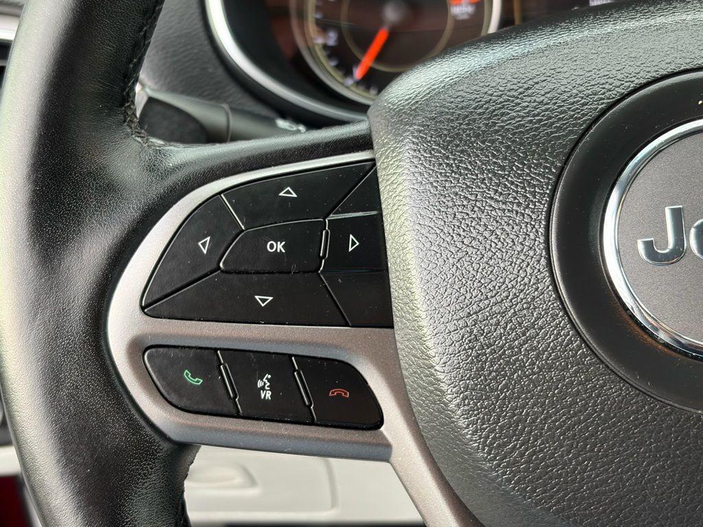 used 2021 Jeep Cherokee car, priced at $18,950