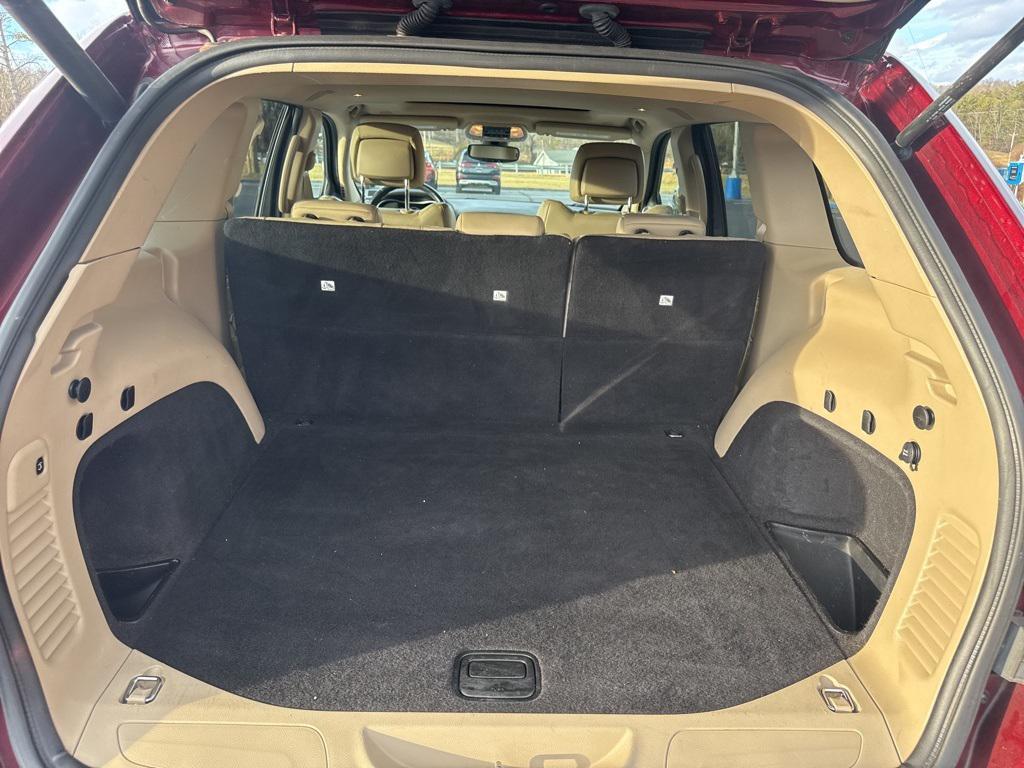 used 2020 Jeep Grand Cherokee car, priced at $20,485