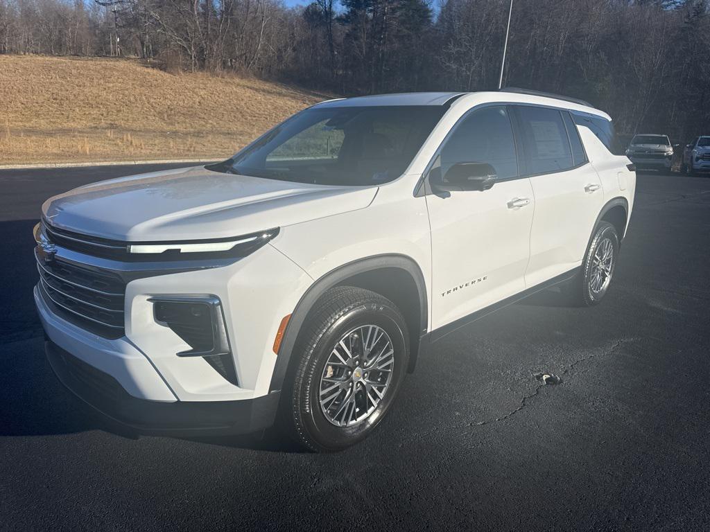 new 2026 Chevrolet Traverse car, priced at $47,107