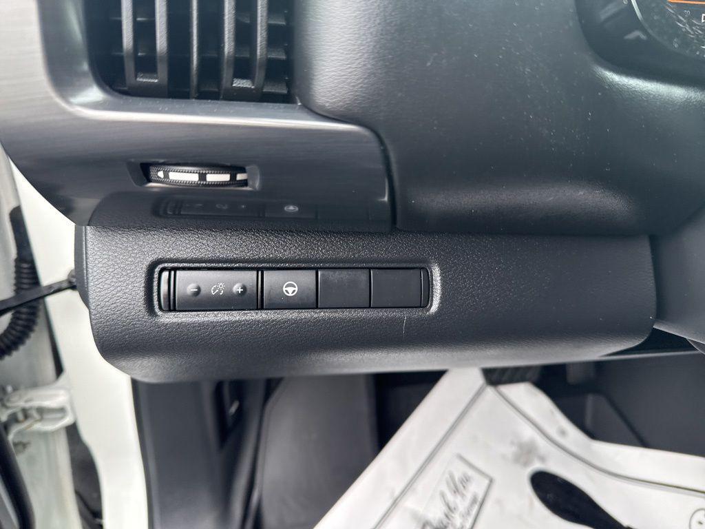 used 2023 Nissan Pathfinder car, priced at $31,032