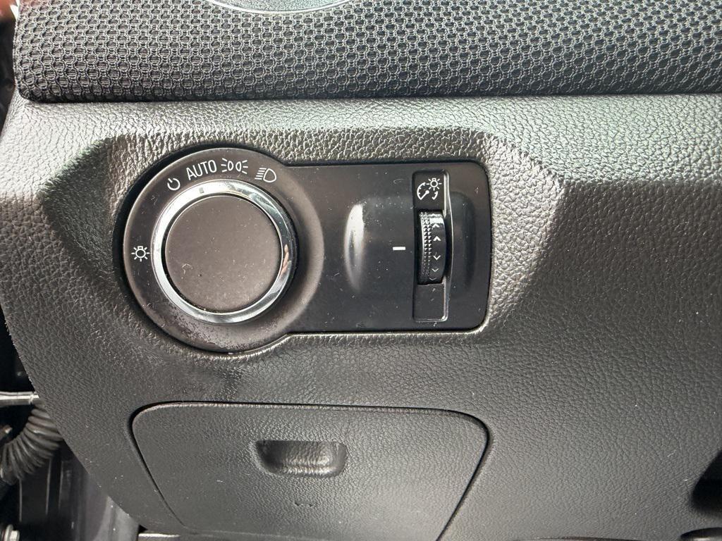 used 2015 Chevrolet Cruze car, priced at $7,950