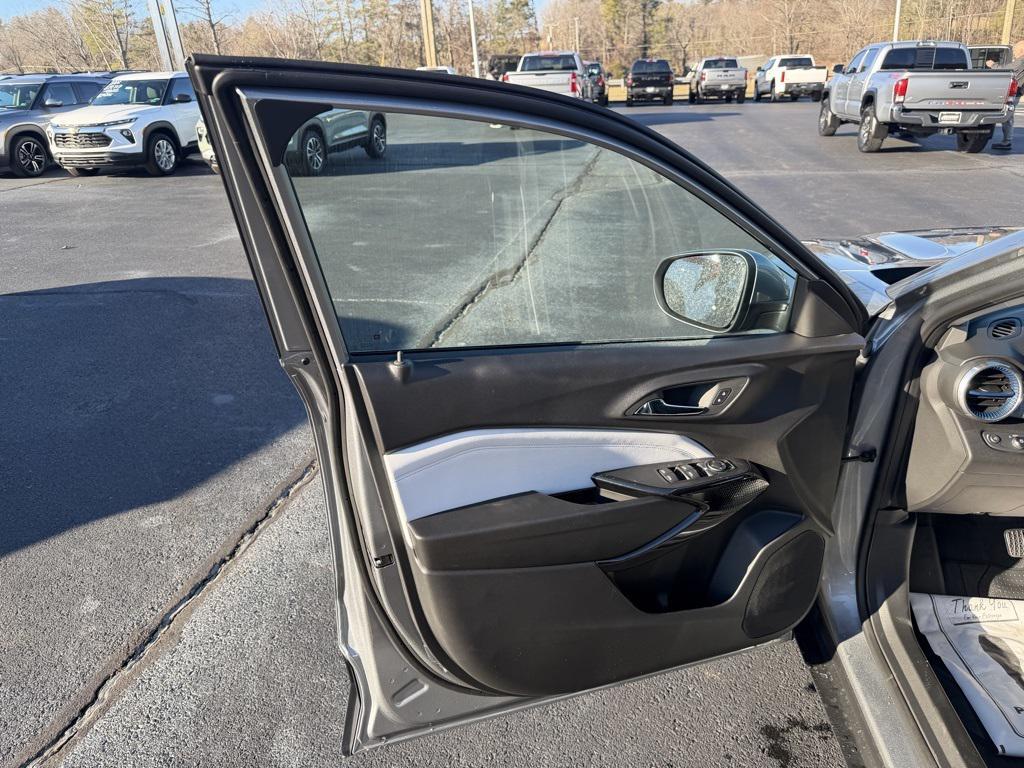 new 2026 Chevrolet Trax car, priced at $27,995