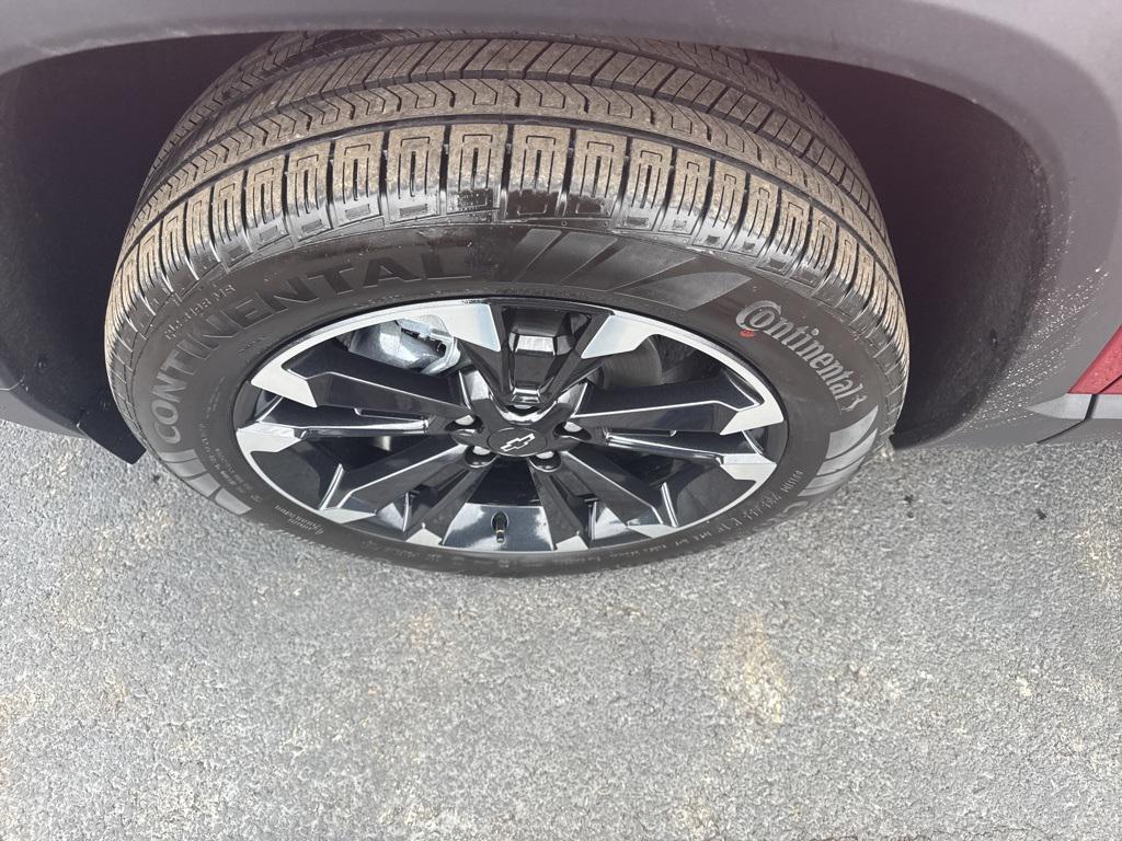 new 2026 Chevrolet Equinox car, priced at $37,428