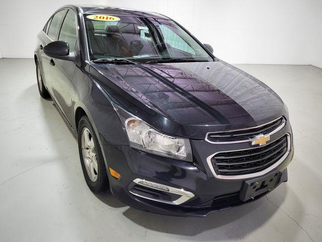 used 2016 Chevrolet Cruze Limited car, priced at $8,000