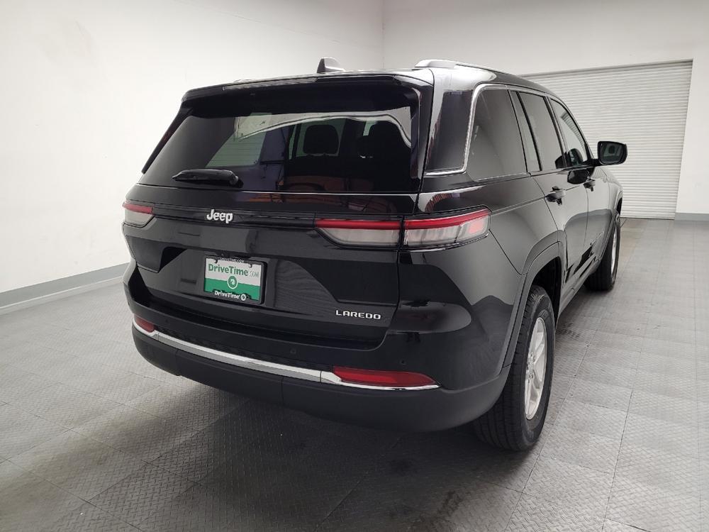 used 2024 Jeep Grand Cherokee car, priced at $25,995
