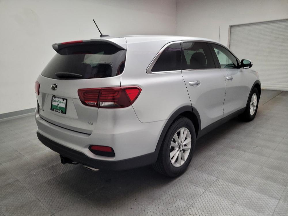 used 2019 Kia Sorento car, priced at $17,095
