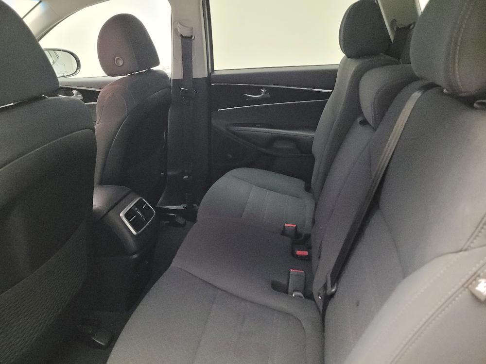 used 2019 Kia Sorento car, priced at $17,095