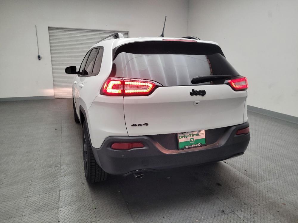 used 2018 Jeep Cherokee car, priced at $15,795