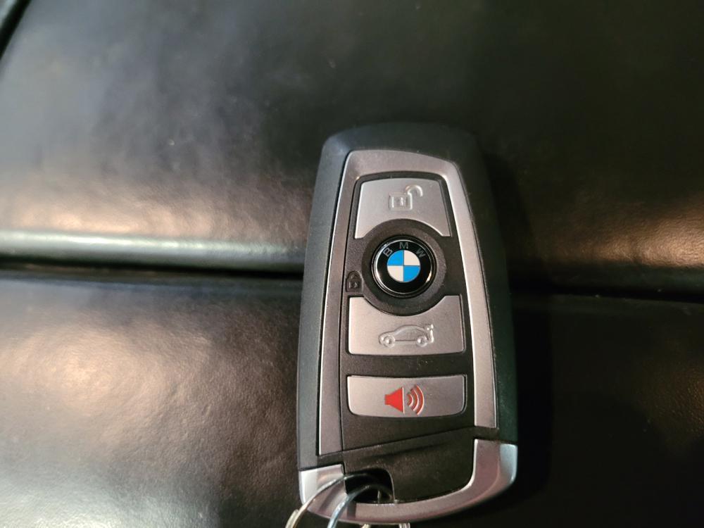 BMW 6 Series view 32