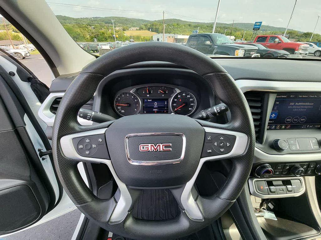 used 2023 GMC Acadia car, priced at $27,994