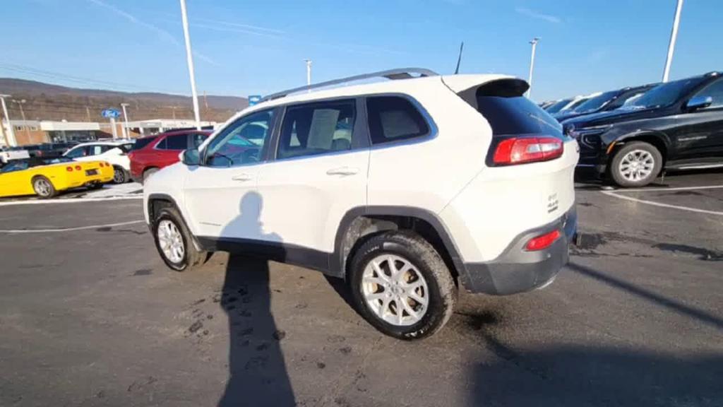 used 2016 Jeep Cherokee car, priced at $11,995