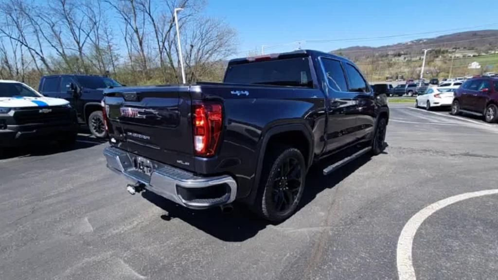 used 2022 GMC Sierra 1500 car, priced at $35,998