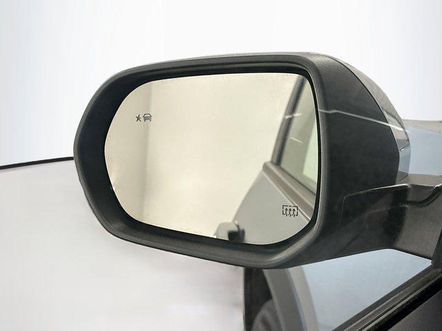 used 2025 Chevrolet Equinox car, priced at $26,747