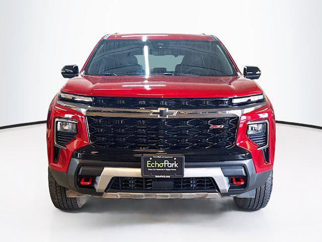 used 2025 Chevrolet Traverse car, priced at $40,996