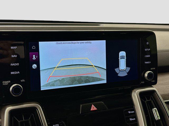 used 2022 Kia Sorento car, priced at $25,487