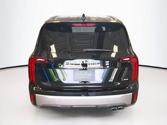 used 2025 Kia Telluride car, priced at $33,197