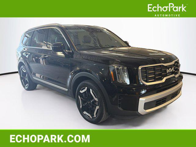 used 2025 Kia Telluride car, priced at $33,197