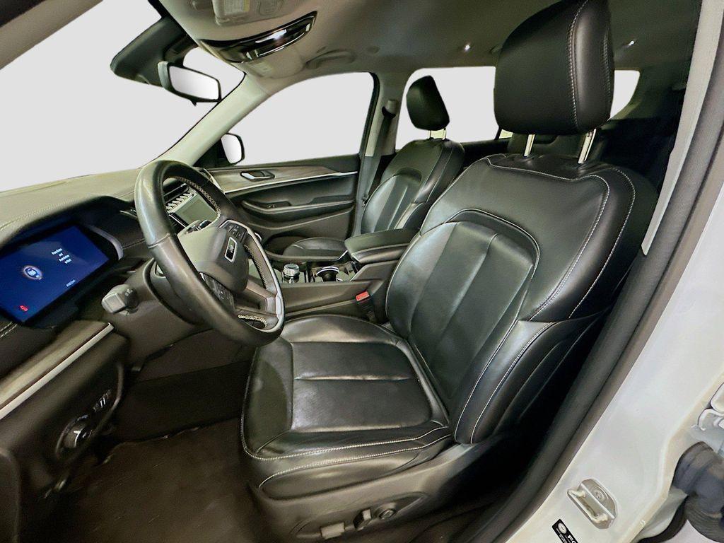 used 2022 Jeep Grand Cherokee L car, priced at $29,996