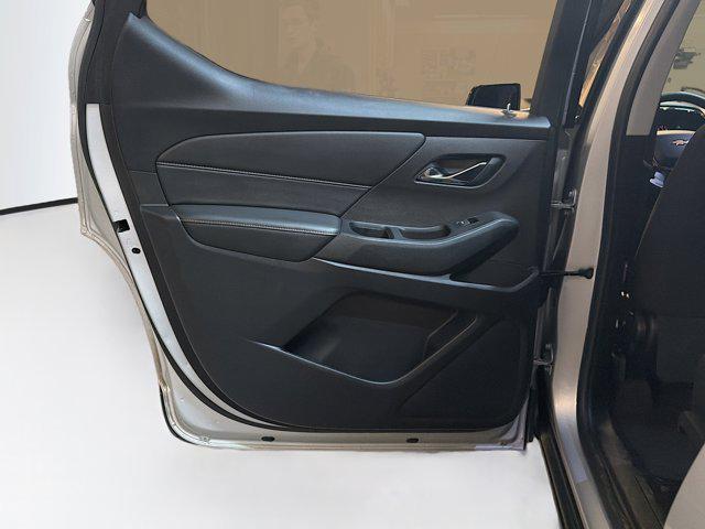 used 2019 Chevrolet Traverse car, priced at $17,987