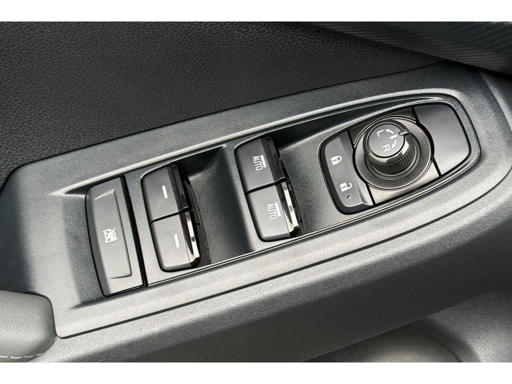 used 2025 Subaru Crosstrek car, priced at $26,999