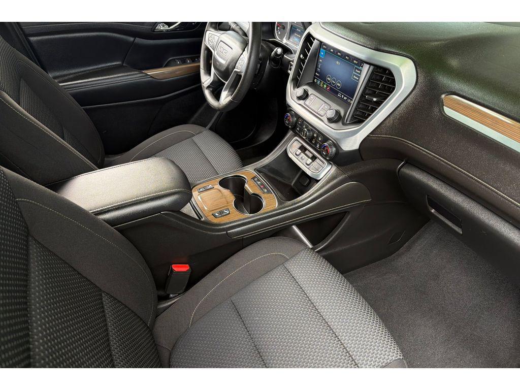 used 2021 GMC Acadia car, priced at $25,999