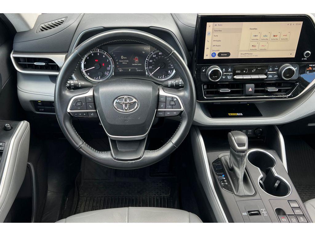used 2023 Toyota Highlander car, priced at $37,999