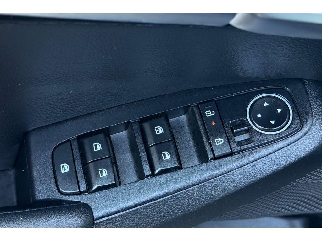 used 2024 Kia Seltos car, priced at $23,999