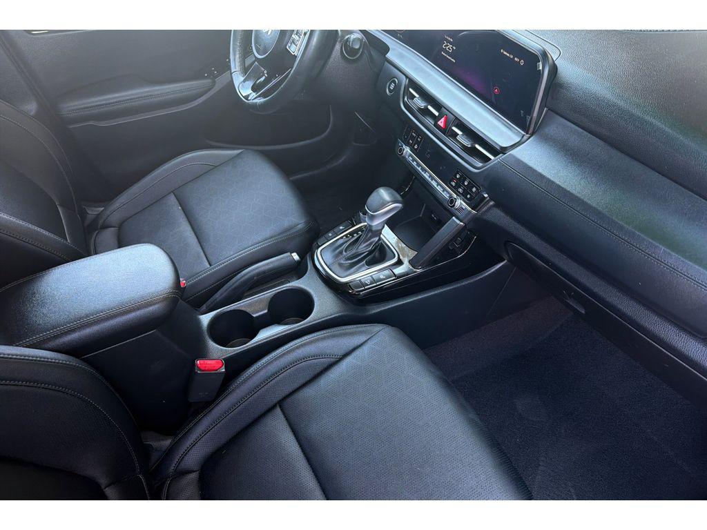 used 2024 Kia Seltos car, priced at $23,999
