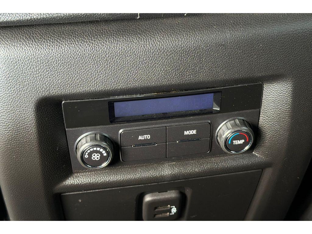 used 2023 Chevrolet Traverse car, priced at $24,199
