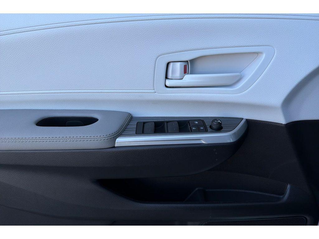 new 2026 Toyota Sienna car, priced at $52,835