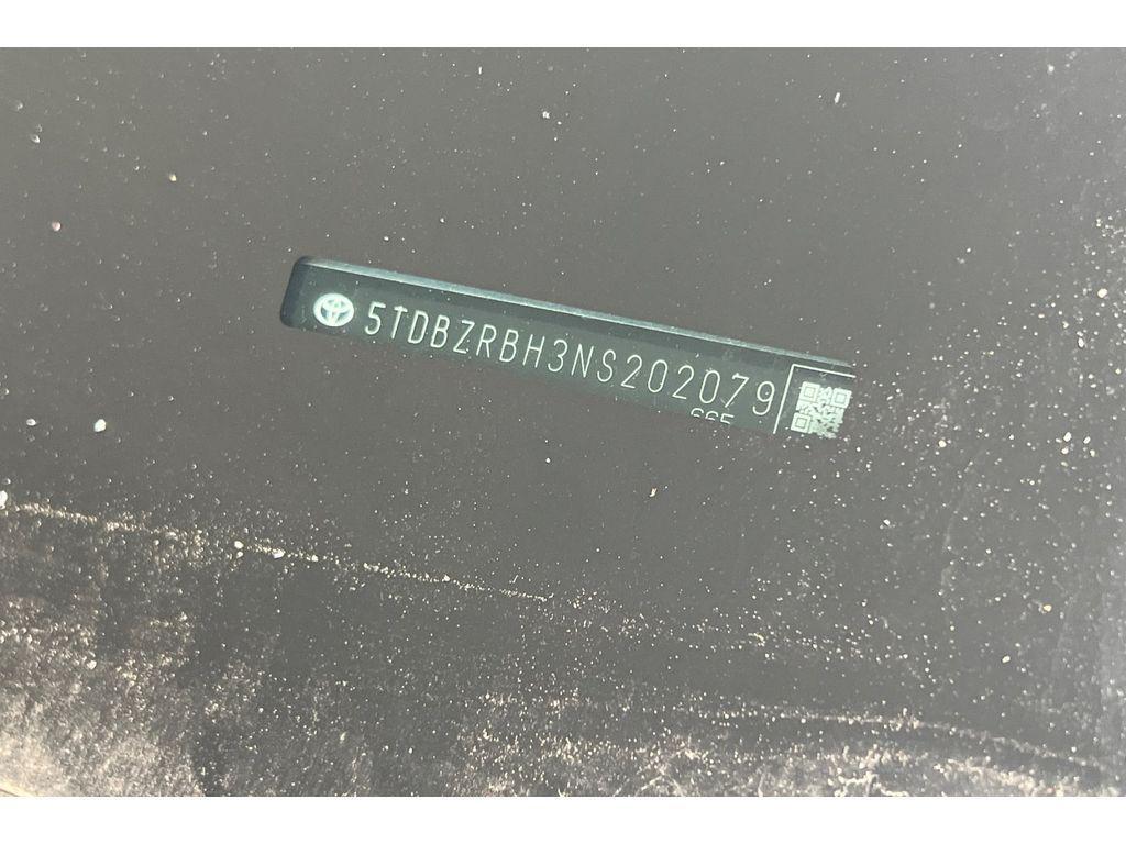 used 2022 Toyota Highlander car, priced at $35,999