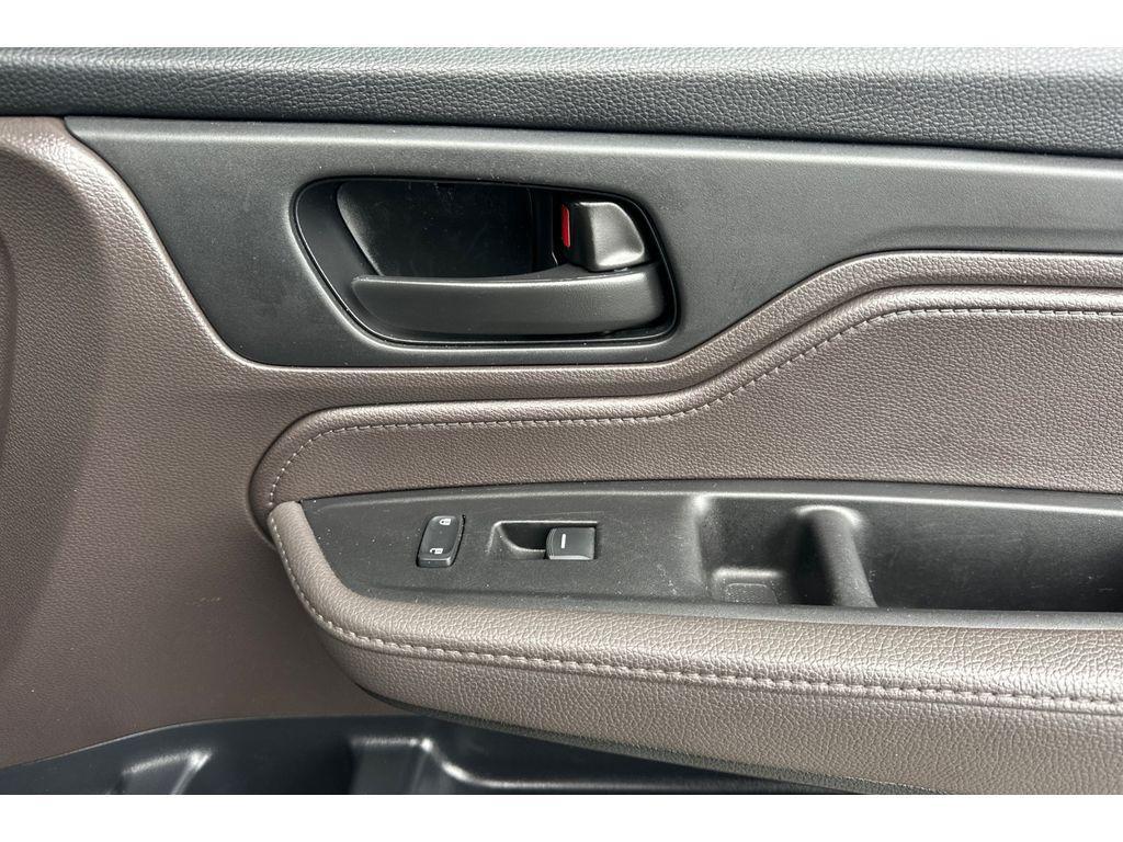 used 2022 Honda Odyssey car, priced at $26,999