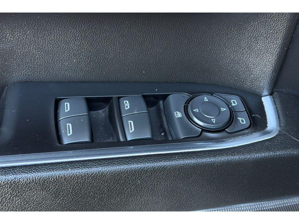 used 2024 GMC Sierra 1500 car, priced at $38,999