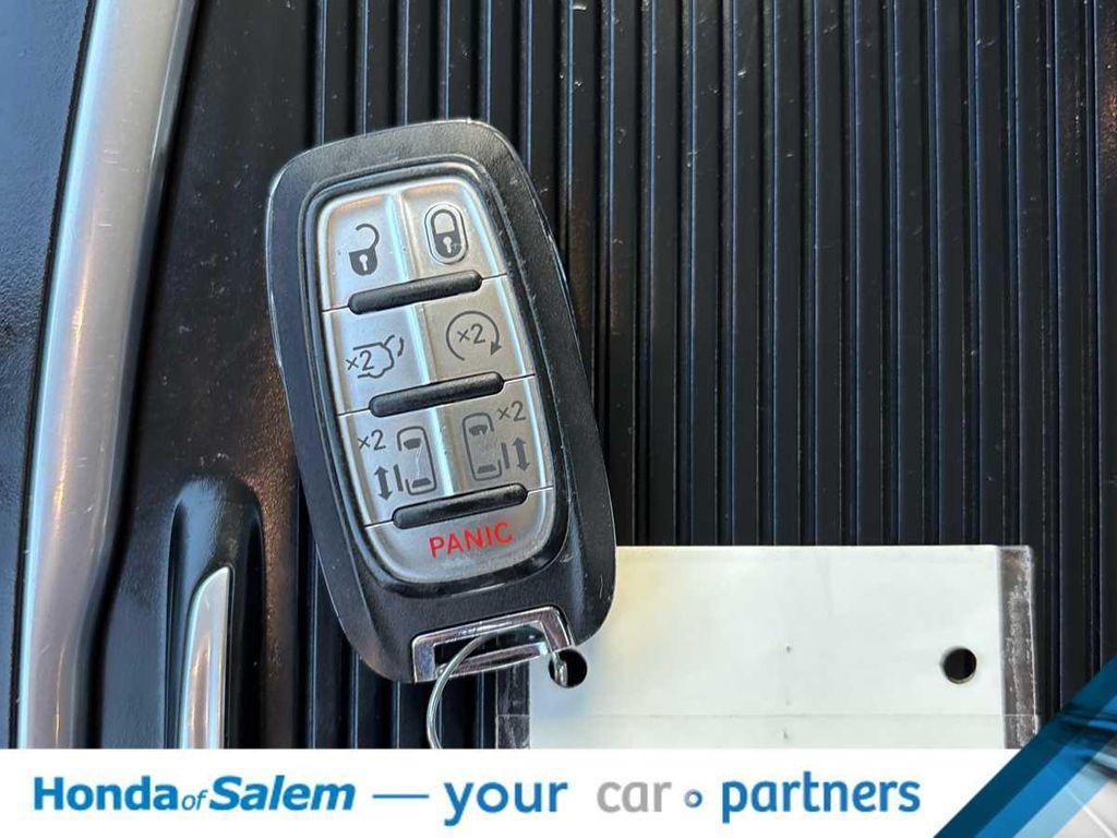 used 2024 Chrysler Pacifica car, priced at $22,995