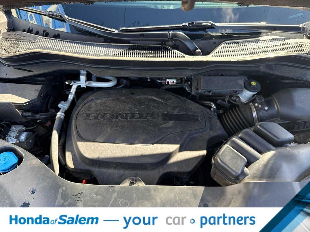 used 2022 Honda Pilot car, priced at $27,995