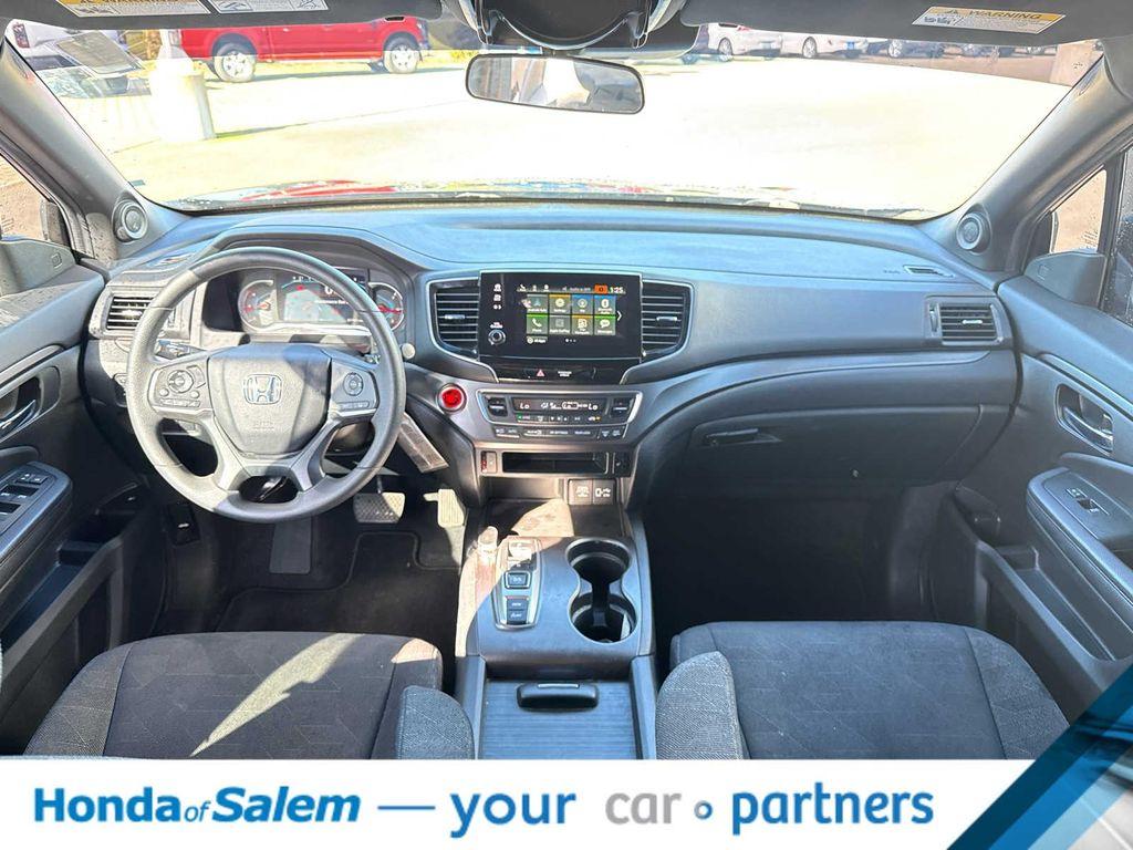 used 2022 Honda Pilot car, priced at $27,995