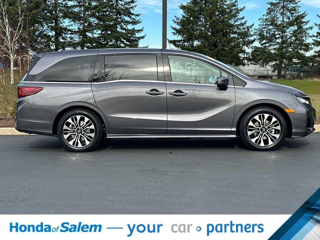 new 2026 Honda Odyssey car, priced at $49,926