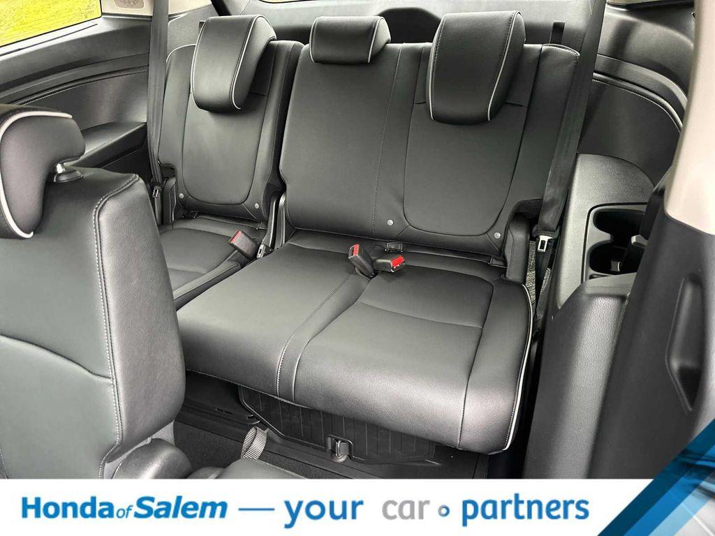new 2026 Honda Odyssey car, priced at $49,926