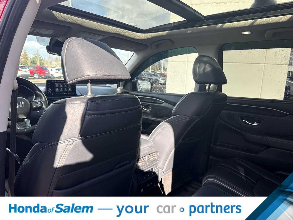 used 2023 Honda Pilot car, priced at $39,795