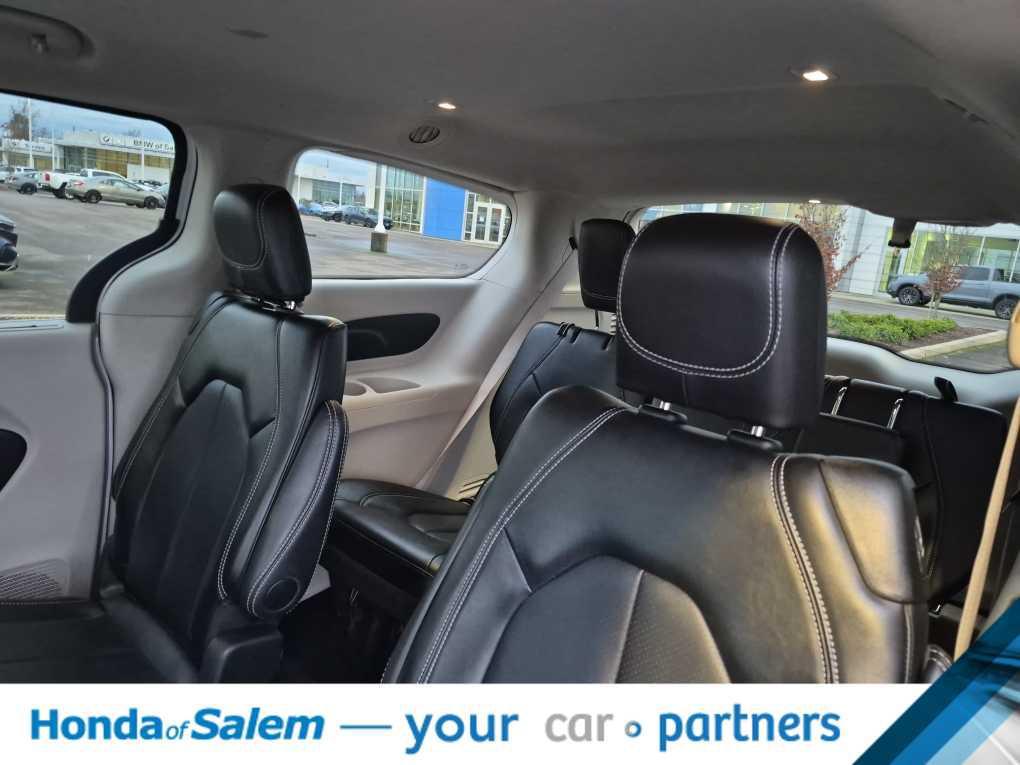 used 2024 Chrysler Pacifica car, priced at $25,888