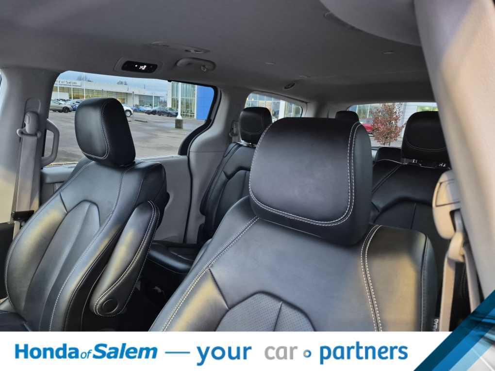 used 2024 Chrysler Pacifica car, priced at $25,888