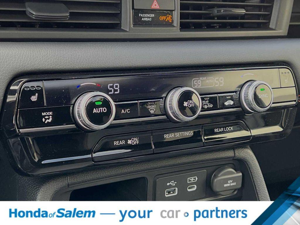 new 2025 Honda Pilot car, priced at $48,722