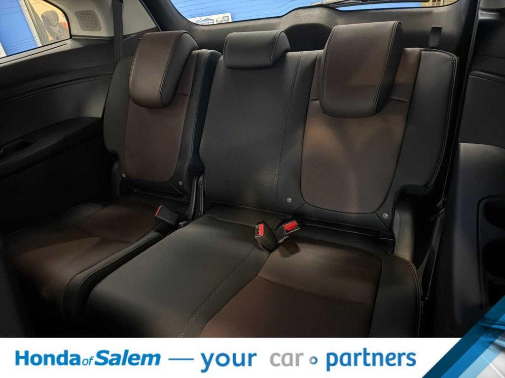 new 2026 Honda Odyssey car, priced at $50,852