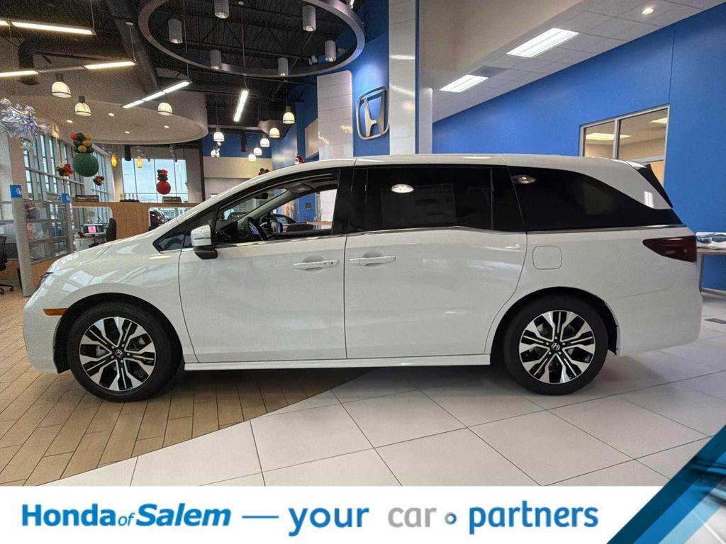 new 2026 Honda Odyssey car, priced at $50,852