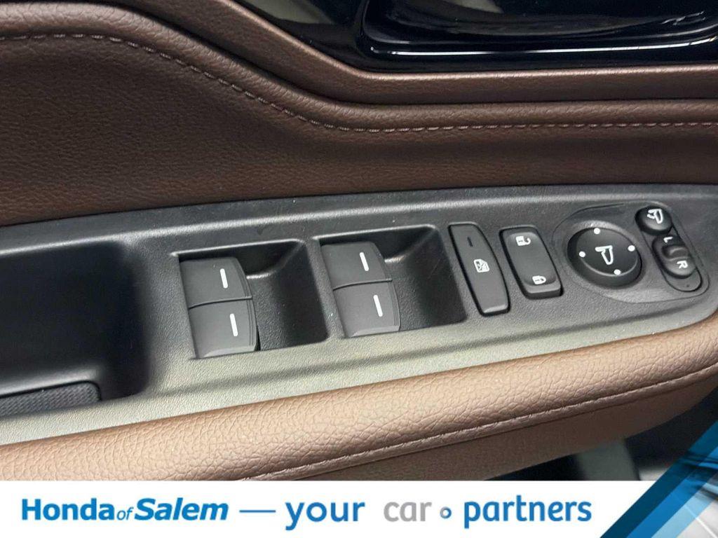 new 2026 Honda Odyssey car, priced at $50,852